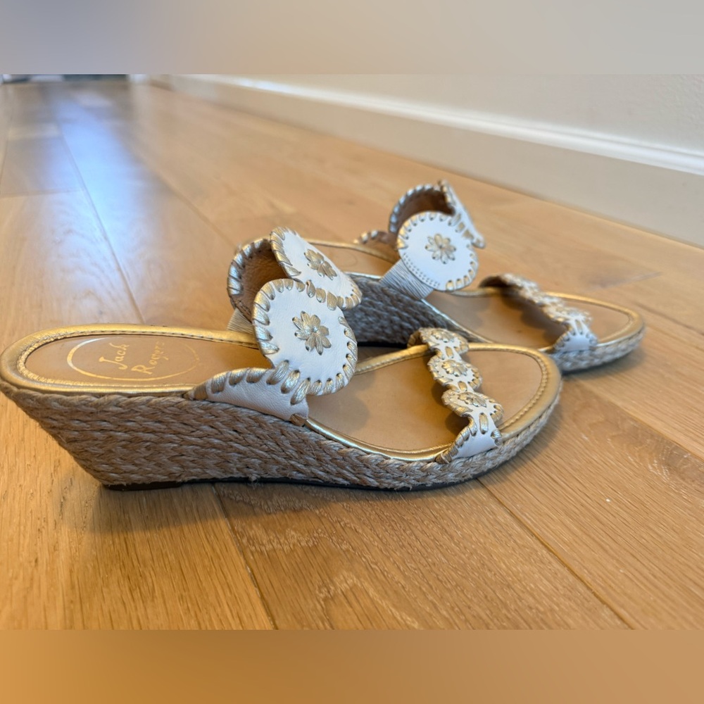 Jack Rogers Women's Cream and Gold Shelby Sandals - Picture 3 of 12